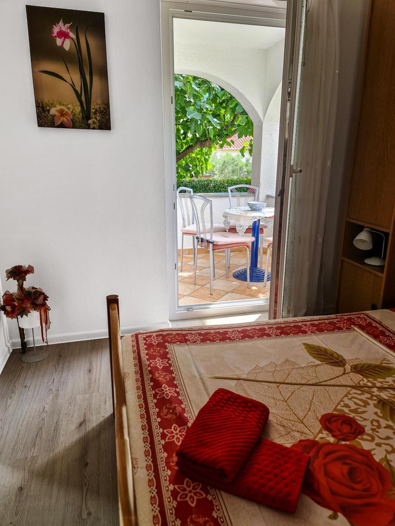 Apartments Benkovic バスカ エクステリア 写真